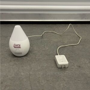 Guru Nanda White Essential Oil Diffuser